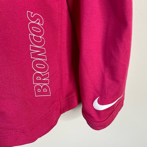 Nike Women NFL Team Apparel 1/4 Pullover Broncos Sz M Pink Breast Cancer Ribbion - Picture 4 of 9